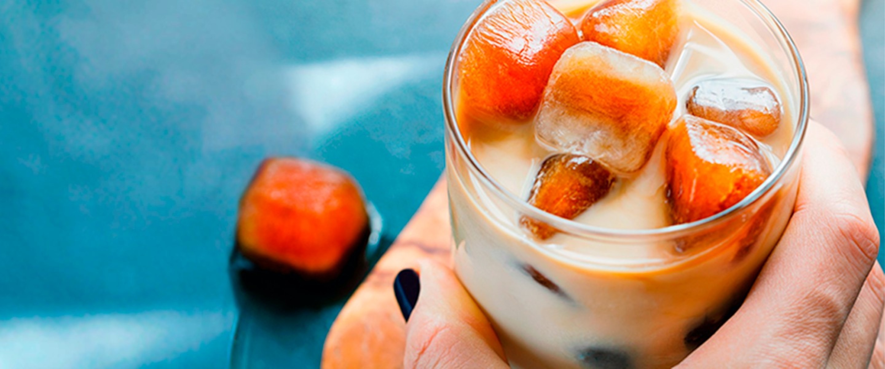 Cómo hacer café frío y disfrutarlo en casa