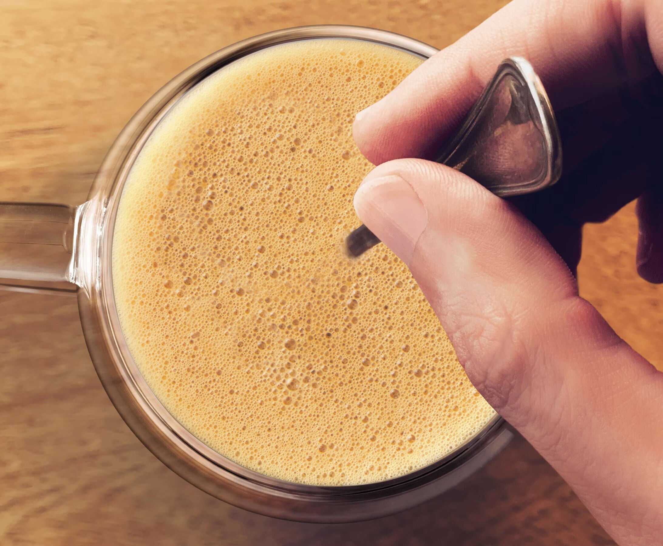 Imagen de la espuma cremosa del caf&eacute; NEO Cortado.