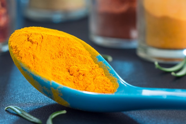 especias aromáticas: cúrcuma Cúrcuma