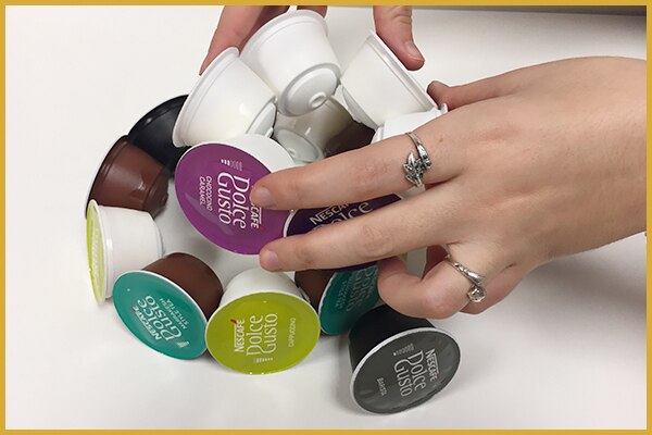 adornos con cápsulas de café Dolce Gusto adornos con cápsulas de café Dolce Gusto